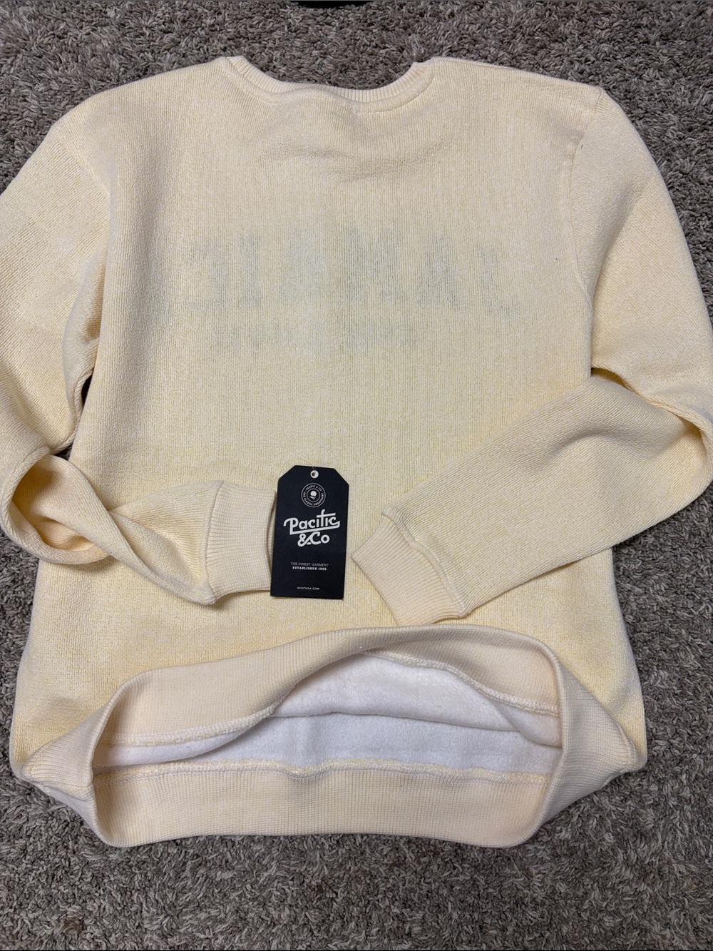 Jamaica One Love Crewneck Sweatshirt - SOFT YELLOW with Navy Lettering NWT - Picture 3 of 3